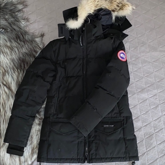solaris parka canada goose